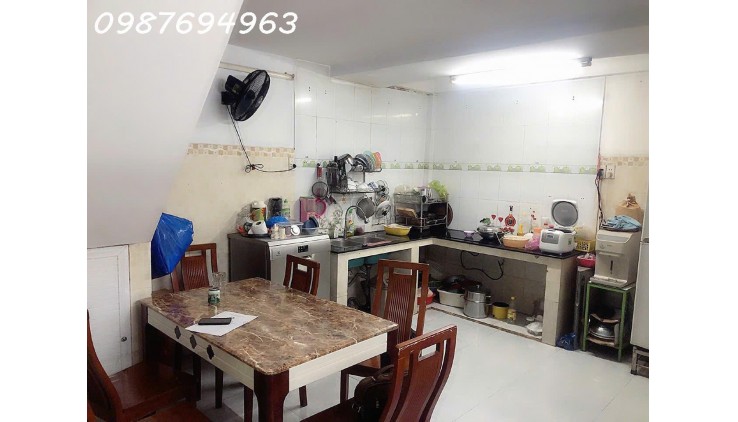 QUẬN 8, CHỢ PHẠM THẾ HIỂN - MẶT TIỀN KHU NHÀ XÂY CAO TẦNG, GẦN TRỤC ĐƯỜNG CHÍNH PHẠM HÙNG - 1 PHÚT ĐẾN CẦU NGUYỄN TRI PHƯƠNG - NHỈNH 6T TL